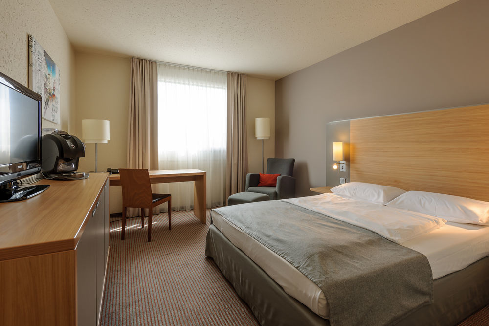 Fuerther Hotel Mercure Nuernberg West מראה חיצוני תמונה