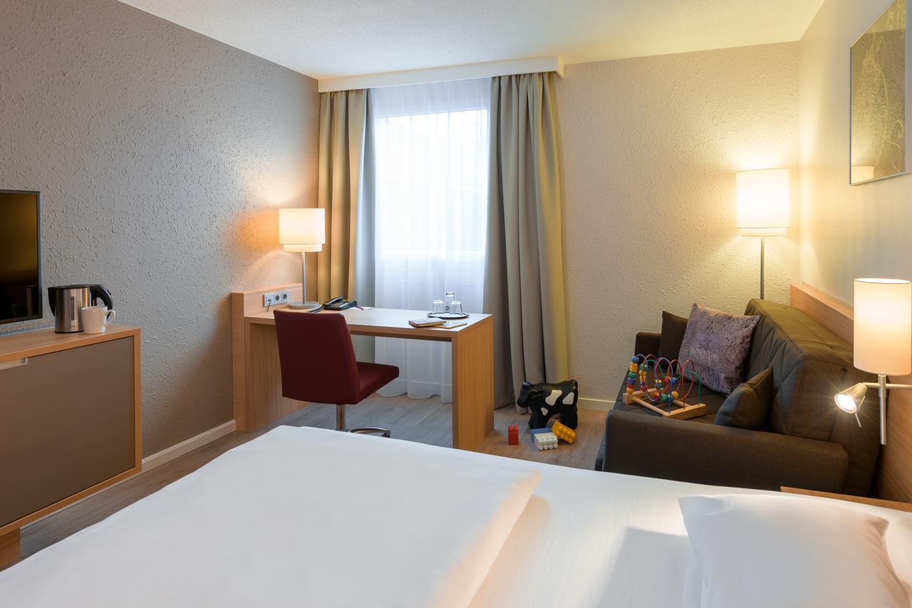 Fuerther Hotel Mercure Nuernberg West מראה חיצוני תמונה